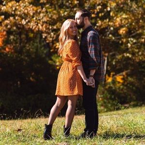 NWOT off shoulder fall dress